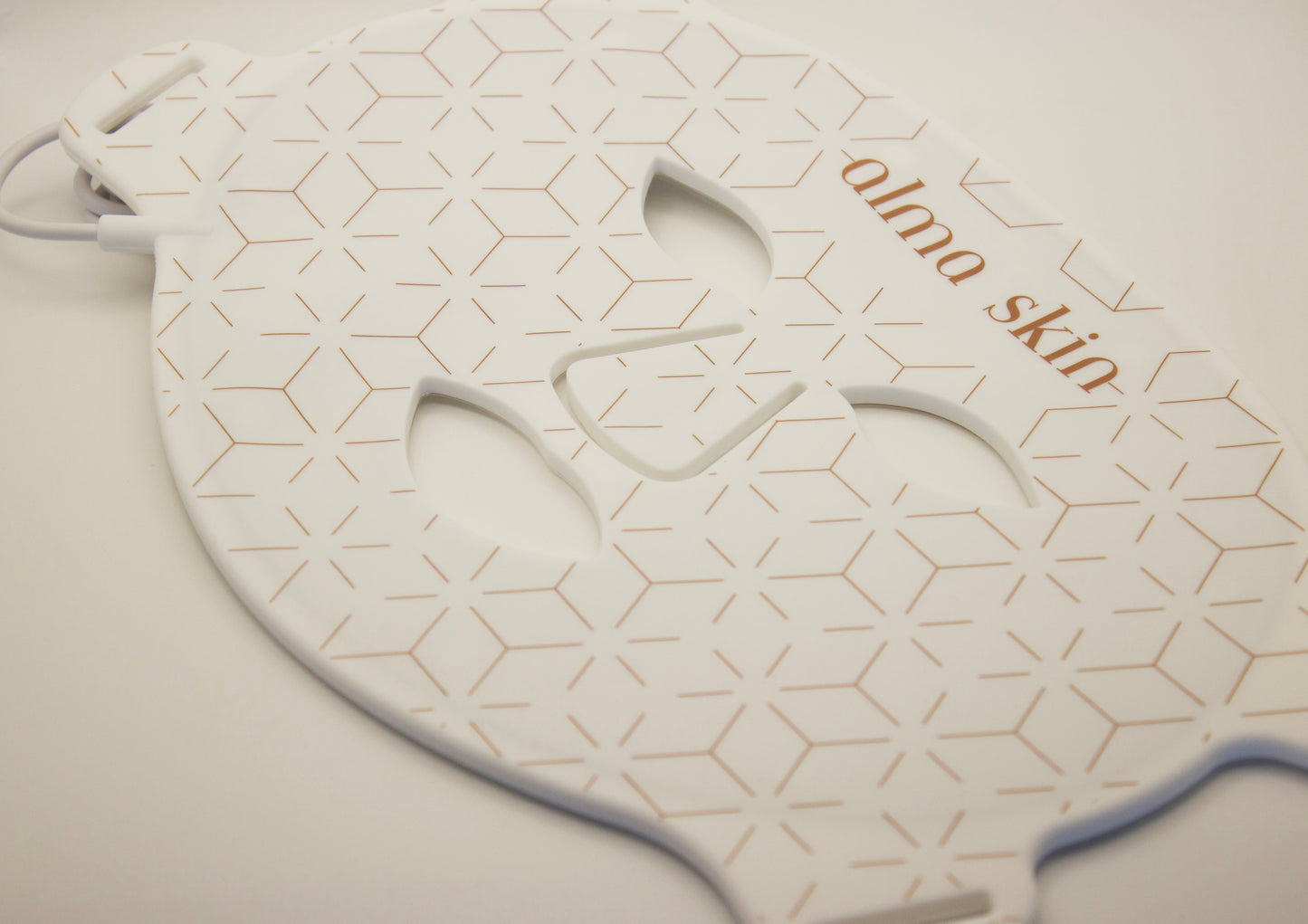 Alma Skin™ - Near Infrared Light Therapy Mask