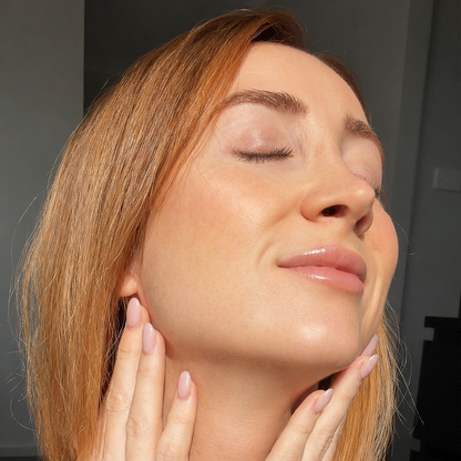 The Alma Skin ™ - Near Infrared LED Light Therapy Set