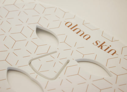 Alma Skin™ - Near Infrared Light Therapy Mask